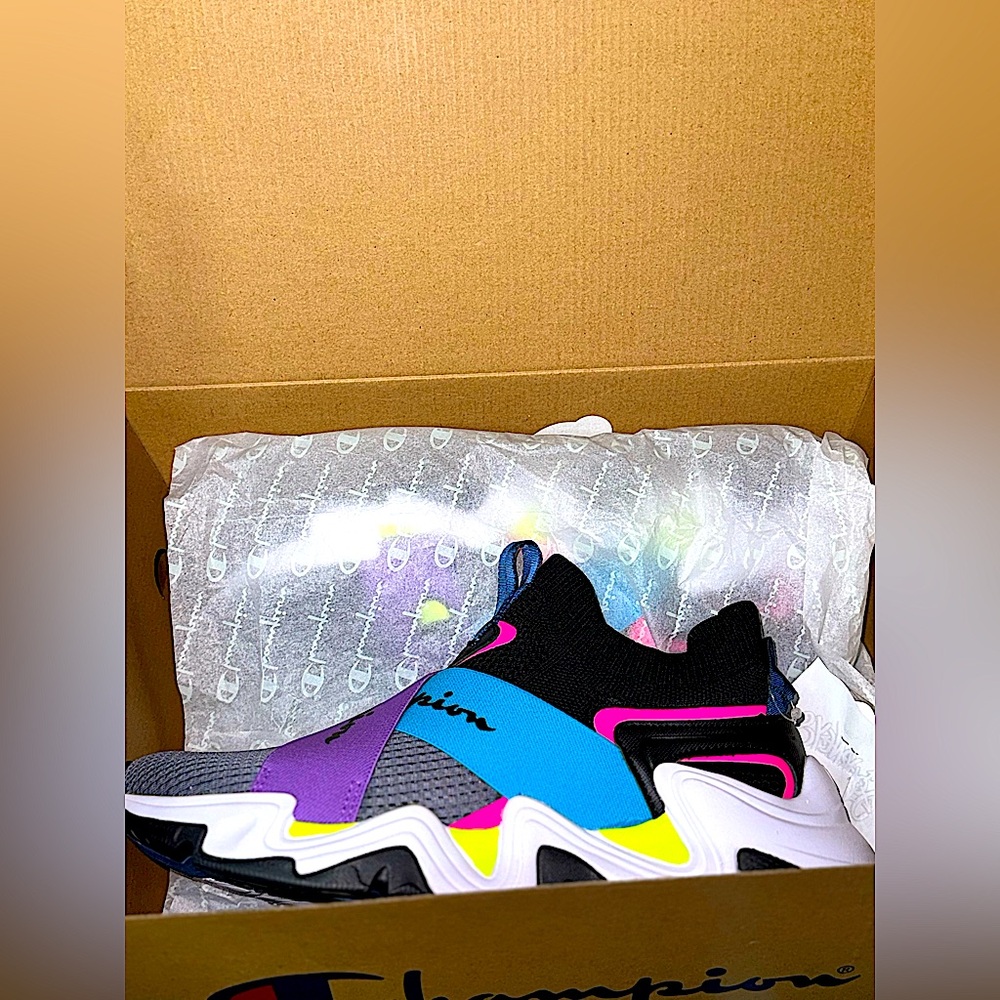 NIB Champion Men’s Hyper Cross Lo Sneakers - Picture 3 of 7